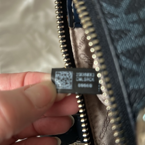 NEW MICHAEL KORS PURSE - Picture 11 of 15